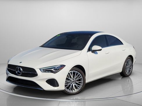Certified 2025 Mercedes-Benz CLA 250 image 2