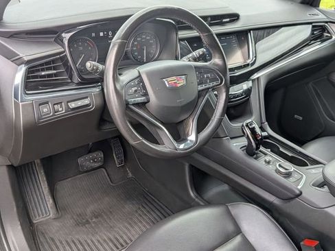 Used 2020 Cadillac XT6 Premium Luxury AWD/4WD image 11