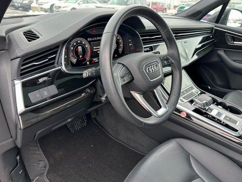 Used 2025 Audi Q7 3.0T Premium Plus AWD/4WD image 23