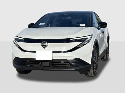New 2026 Nissan Leaf SV+ w/ Illuminated Package image 6