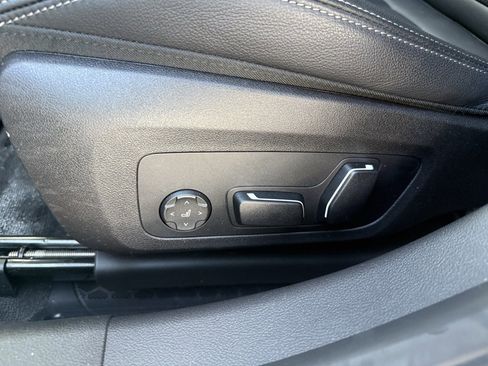 Used 2025 BMW 330i xDrive 330i xDrive w/ M Sport Package image 22