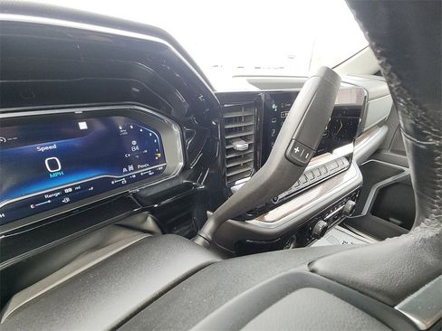 Used 2022 Chevrolet Silverado 1500 RST image 19