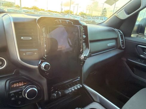 Used 2021 RAM 1500 Big Horn AWD/4WD image 14
