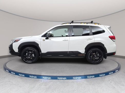 Used 2022 Subaru Forester Wilderness w/ Wilderness Package AWD/4WD image 9