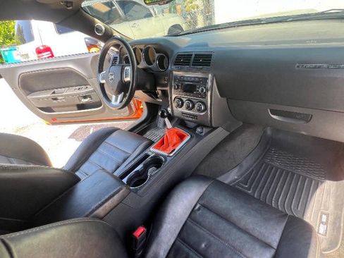 Used 2012 Dodge Challenger R/T Plus RWD image 8