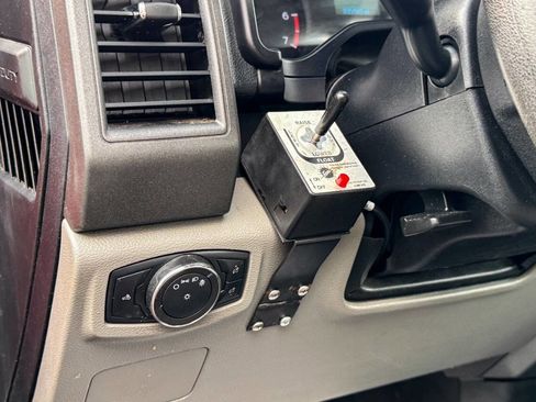 Used 2017 Ford F350 XL image 22