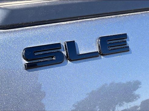 Used 2020 GMC Terrain SLE w/ Driver Convenience Package FWD image 10