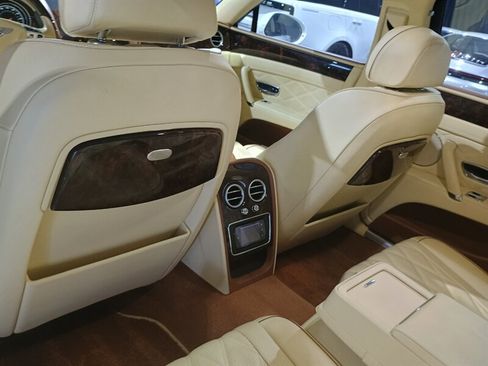 Used 2016 Bentley Flying Spur W12 AWD/4WD image 25