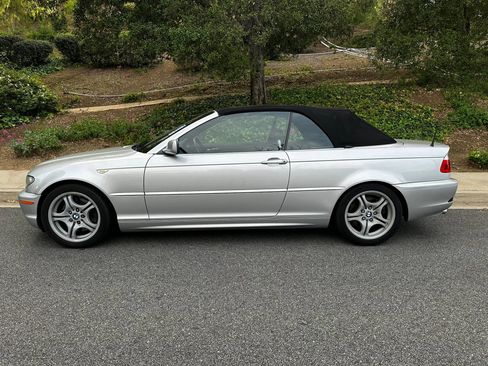 Used 2006 BMW 330Ci Convertible image 11