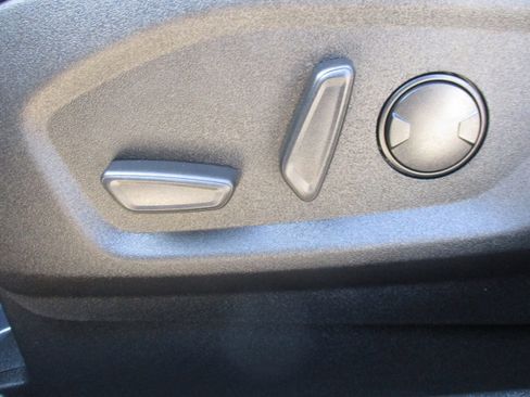 Used 2024 Ford Edge SEL w/ Convenience Package image 36