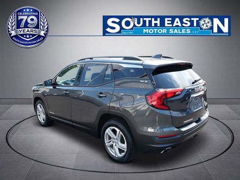 Used 2018 GMC Terrain SLE w/ Driver Convenience Package AWD/4WD image 5
