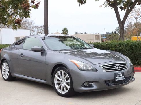 Used 2014 INFINITI Q60 Journey w/ Premium Package image 2