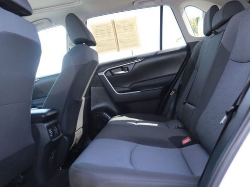 Used 2025 Toyota RAV4 XLE w/ Convenience Package AWD/4WD image 12