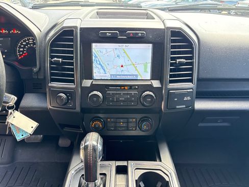 Used 2019 Ford F150 XLT w/ Equipment Group 302A Luxury AWD/4WD image 23