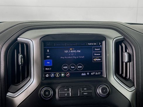 Used 2019 Chevrolet Silverado 1500 LT Trail Boss image 19