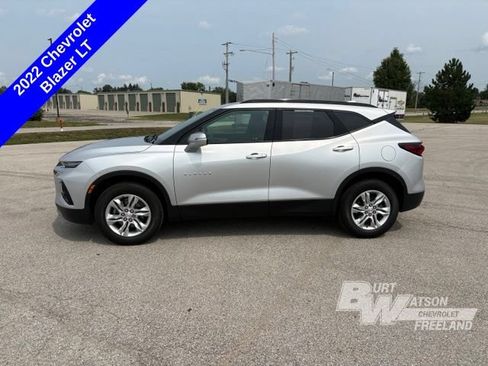 Used 2022 Chevrolet Blazer LT FWD image 3