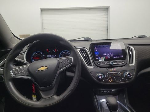 Used 2023 Chevrolet Malibu LT FWD image 22
