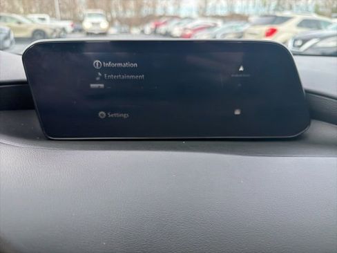 Used 2025 MAZDA MAZDA3 s image 23