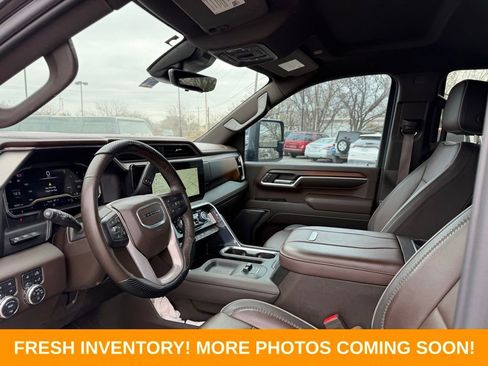 Used 2024 GMC Sierra 2500 Denali w/ Technology Package image 8