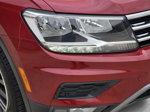 Used 2019 Volkswagen Tiguan SEL FWD image 36