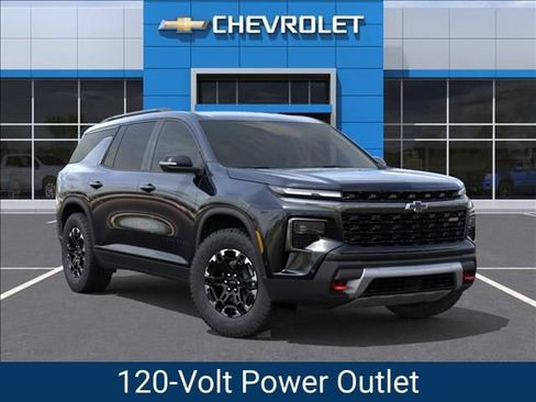 New 2027 Chevrolet Traverse Z71 w/ Enhanced Driving Package AWD/4WD image 8