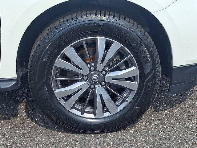 Used 2019 Nissan Pathfinder SL AWD/4WD image 8