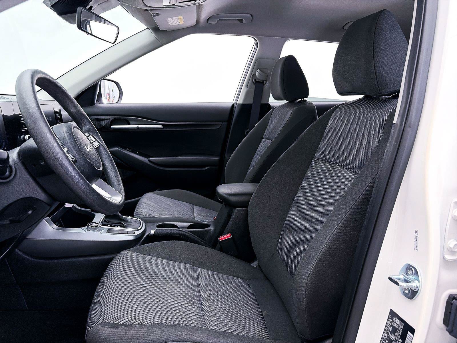 Used 2025 Kia Seltos LX AWD/4WD image 18