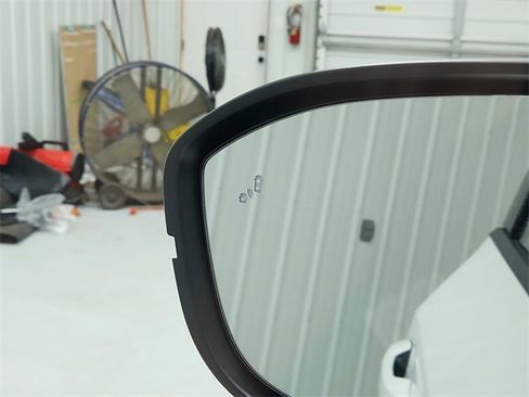 New 2025 Nissan Murano SL image 21