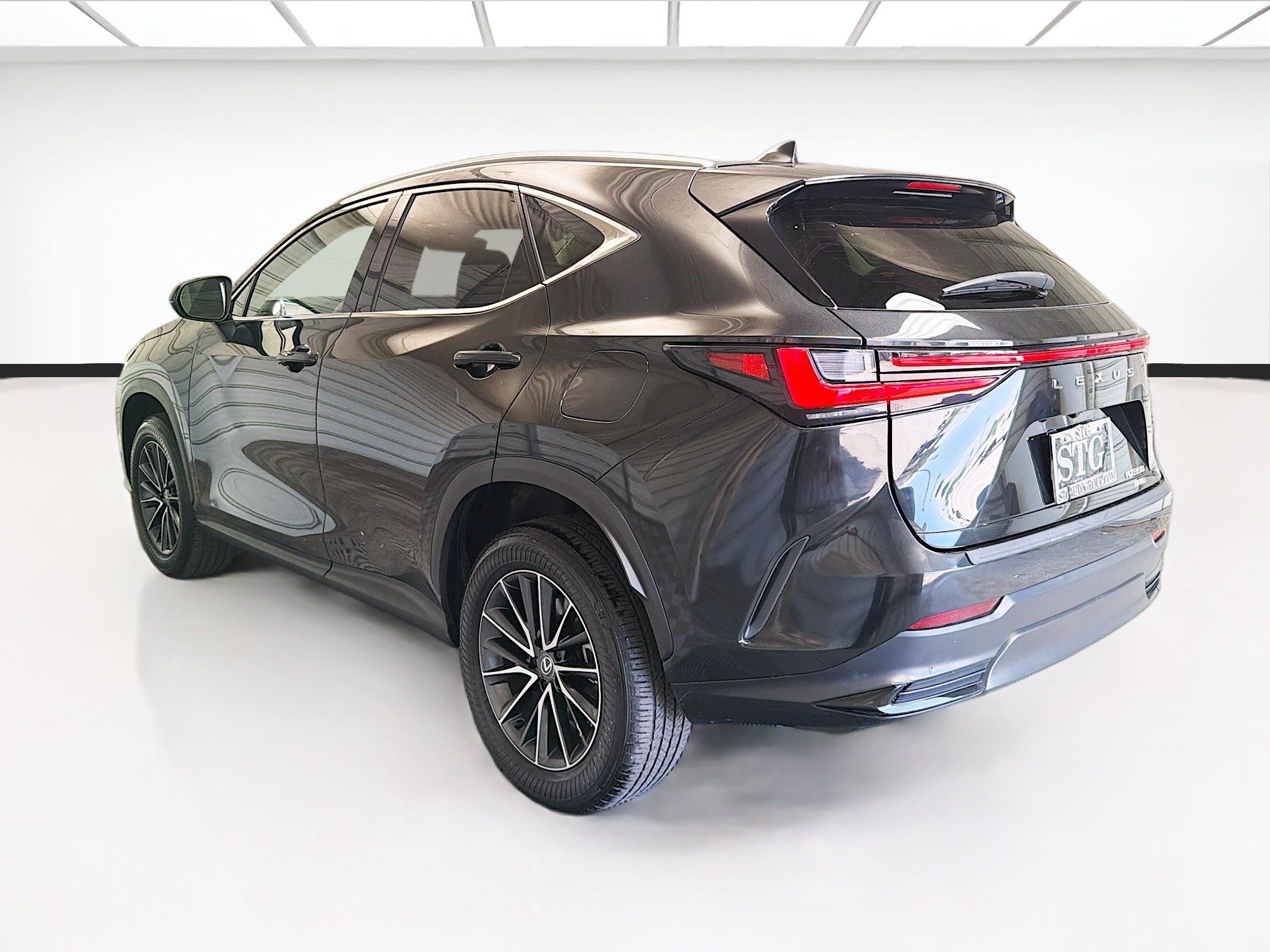 Used 2024 Lexus NX 350 AWD w/ Cold Area Package image 6