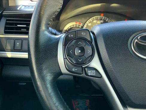 Used 2014 Toyota Camry SE FWD image 22