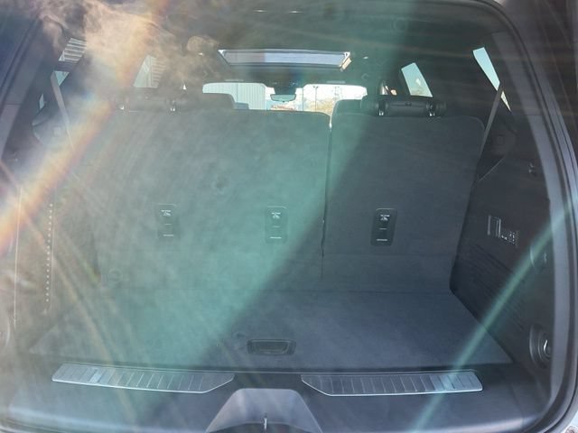 New 2025 Chevrolet Tahoe High Country AWD/4WD image 18