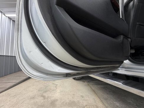 Used 2019 GMC Sierra 2500 SLT w/ Duramax Plus Package image 47