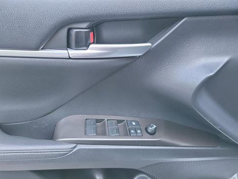 Used 2024 Toyota Camry XSE FWD image 6