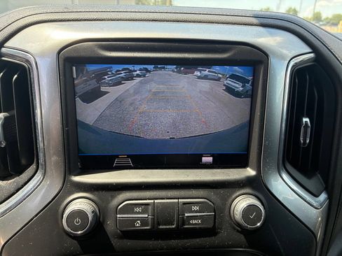 Used 2022 Chevrolet Silverado 1500 LT Trail Boss AWD/4WD image 9