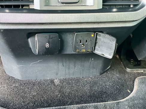 Used 2022 Ford F150 Platinum w/ Equipment Group 701A High AWD/4WD image 26