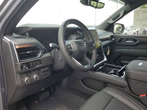 New 2026 GMC Yukon Denali w/ Denali Reserve Package AWD/4WD image 20