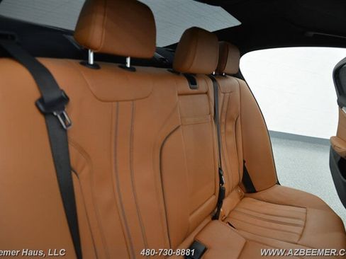 Used 2022 BMW M550i xDrive w/ Executive Package AWD/4WD image 28