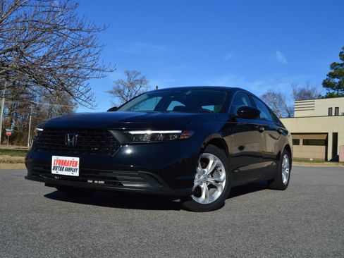 Used 2024 Honda Accord LX image 24