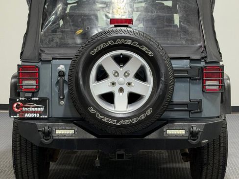 Used 2014 Jeep Wrangler Sport w/ Connectivity Group AWD/4WD image 6