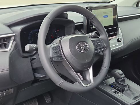 New 2026 Toyota Corolla Cross LE image 10