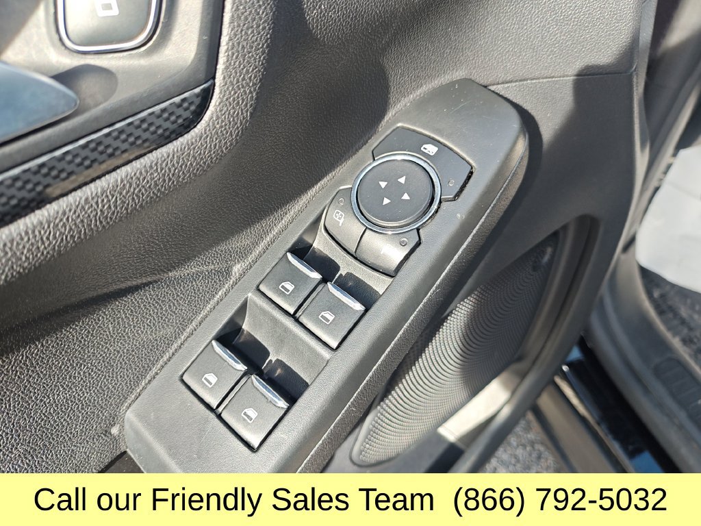 Used 2025 Ford Escape ST-Line Select AWD/4WD image 13
