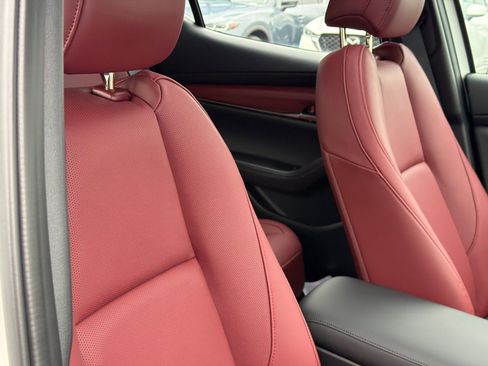 New 2026 MAZDA MAZDA3 Hatchback w/ Appearance Package image 10