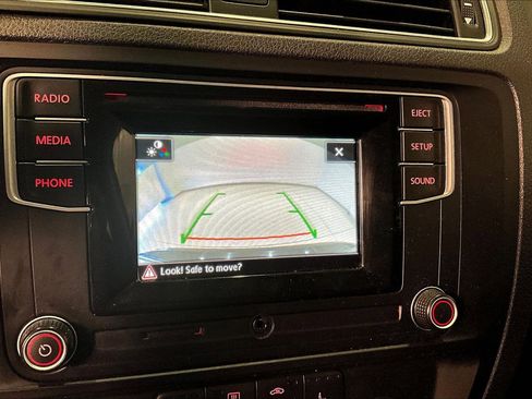 Used 2017 Volkswagen Jetta S image 14