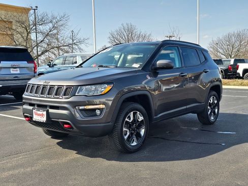 Used 2018 Jeep Compass Trailhawk w/ Navigation Group AWD/4WD image 6