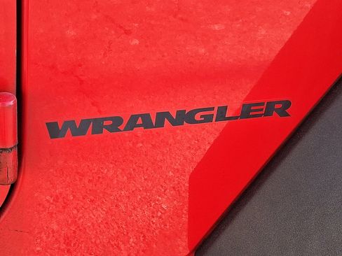 Used 2016 Jeep Wrangler Sport image 26