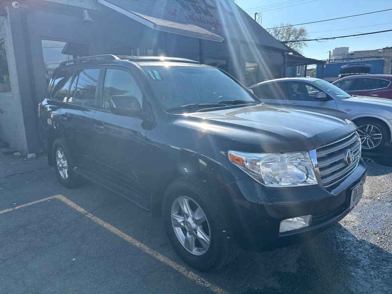 Used 2011 Toyota Land Cruiser AWD/4WD image 46