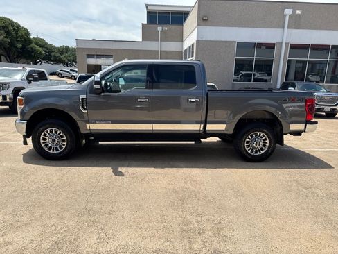 Used 2021 Ford F250 Lariat AWD/4WD image 2
