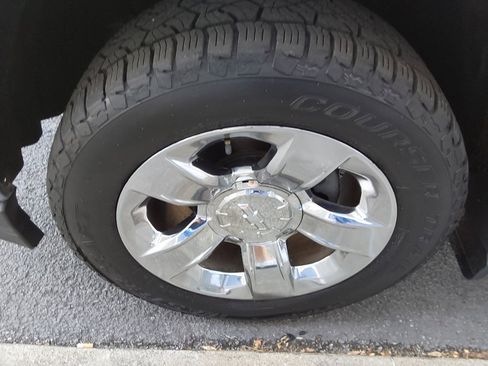 Used 2017 Chevrolet Silverado 1500 LTZ w/ Sport Package image 12