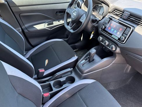 Used 2025 Nissan Versa S w/ S Plus Package image 16