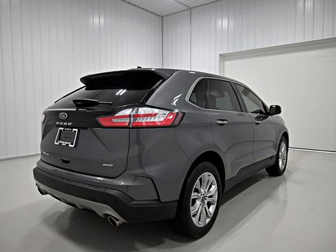 Used 2022 Ford Edge Titanium AWD/4WD image 34